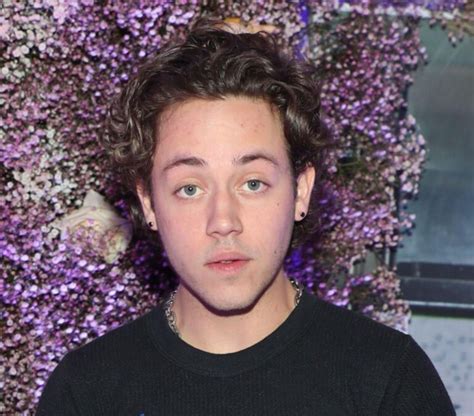 is ethan cutkosky dead|Ethan Cutkosky Death Fact Check, Birthday & Age 